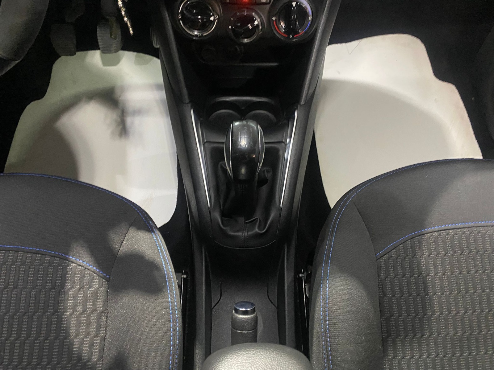 2019 Benzin Manuel Peugeot 208 Beyaz Gürel Tasarım Aksesuar Otomotiv San. Tic. Ltd. Şti.
