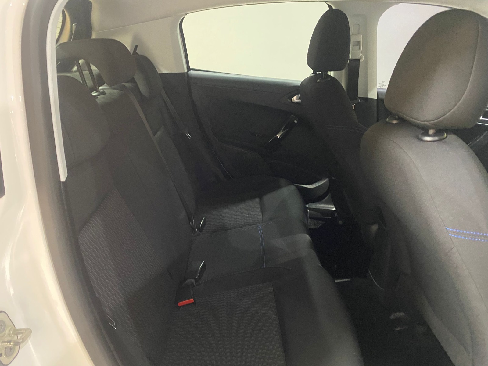2019 Benzin Manuel Peugeot 208 Beyaz Gürel Tasarım Aksesuar Otomotiv San. Tic. Ltd. Şti.