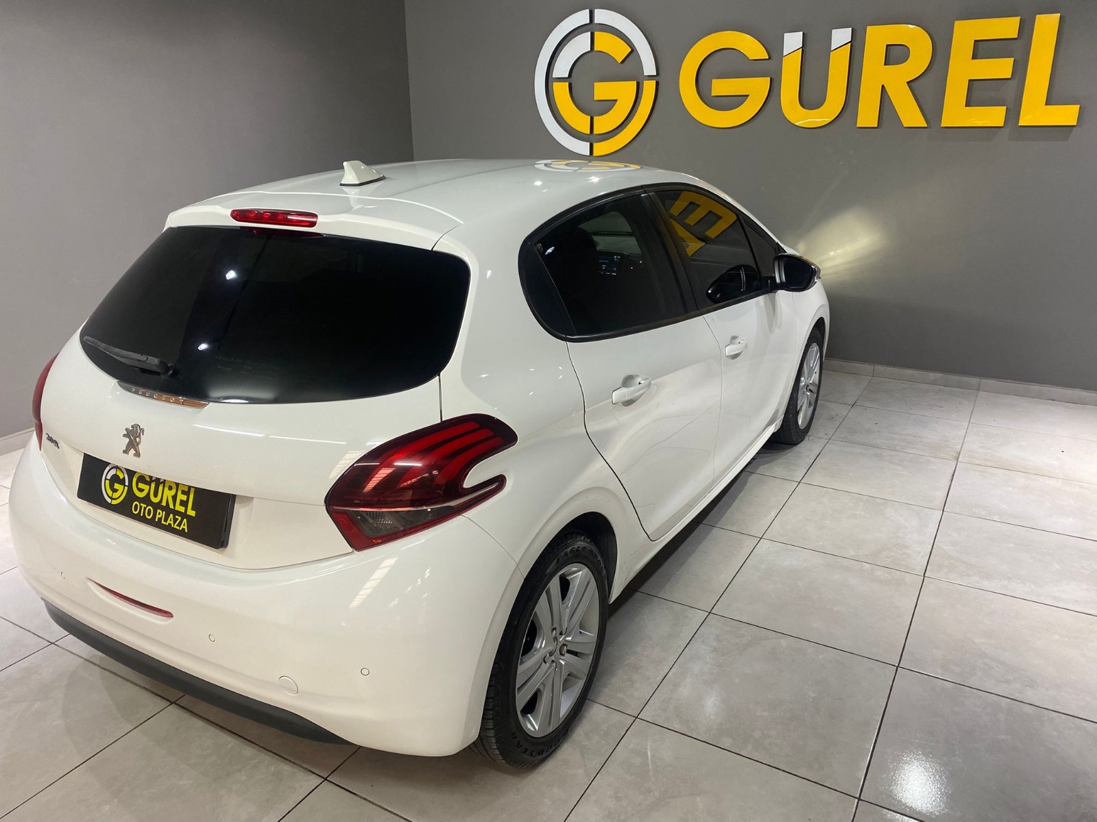 2019 Benzin Manuel Peugeot 208 Beyaz Gürel Tasarım Aksesuar Otomotiv San. Tic. Ltd. Şti.