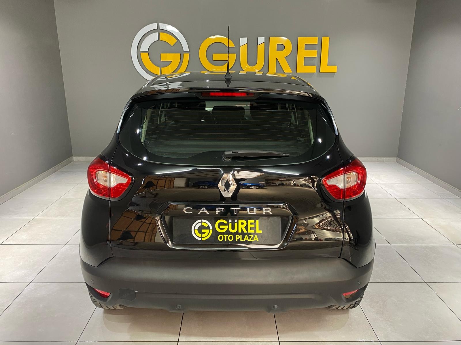 2013 Benzin Manuel Renault Captur Siyah Gürel Tasarım Aksesuar Otomotiv San. Tic. Ltd. Şti.