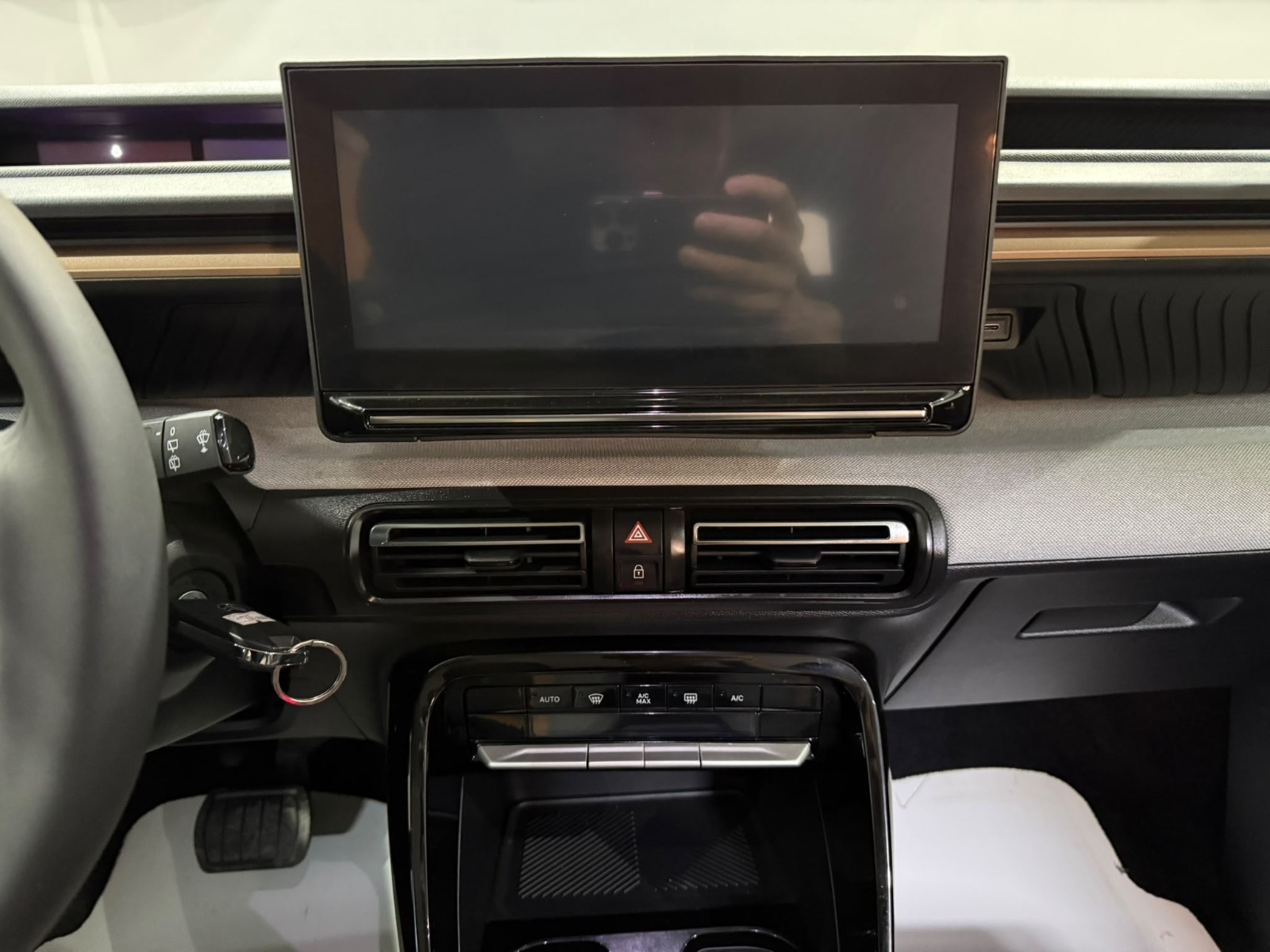 2026 Hybrid Otomatik Citroen C3 AirCross Yeşil Gürel Tasarım Aksesuar Otomotiv San. Tic. Ltd. Şti.
