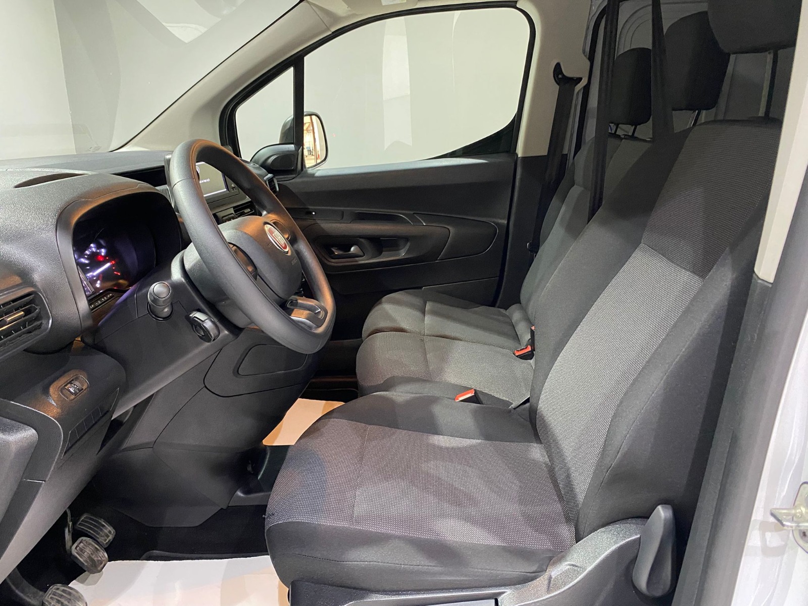 2023 Dizel Manuel Fiat Doblo Beyaz Gürel Tasarım Aksesuar Otomotiv San. Tic. Ltd. Şti.