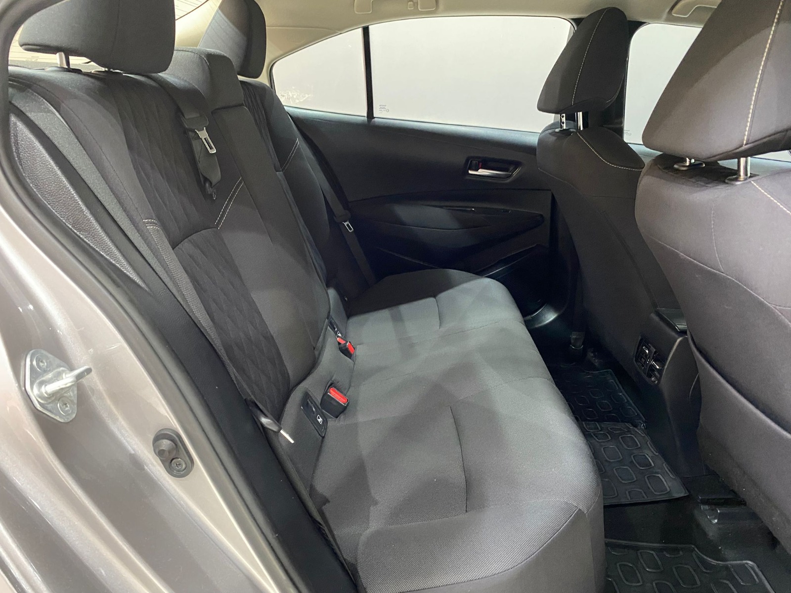2021 Benzin Otomatik Toyota Corolla Gri Gürel Tasarım Aksesuar Otomotiv San. Tic. Ltd. Şti.
