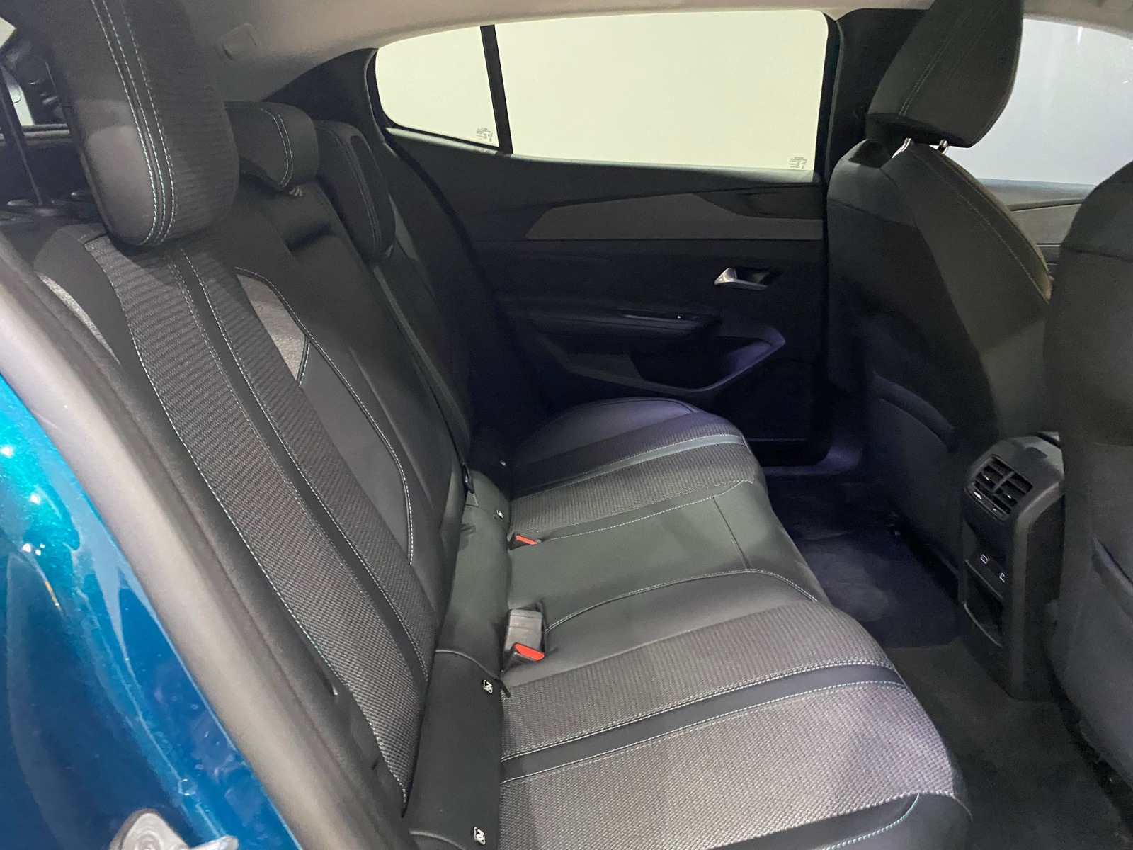 2024 Benzin Otomatik Peugeot 408 Mavi Gürel Tasarım Aksesuar Otomotiv San. Tic. Ltd. Şti.