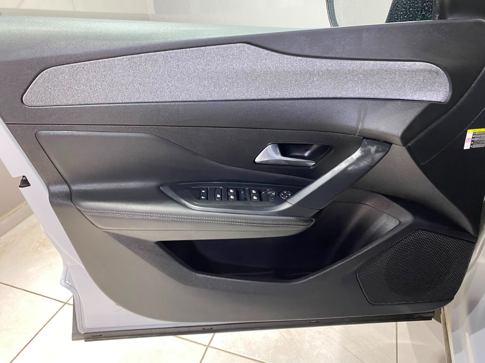 2025 Benzin Otomatik Peugeot 408 Beyaz Gürel Tasarım Aksesuar Otomotiv San. Tic. Ltd. Şti.