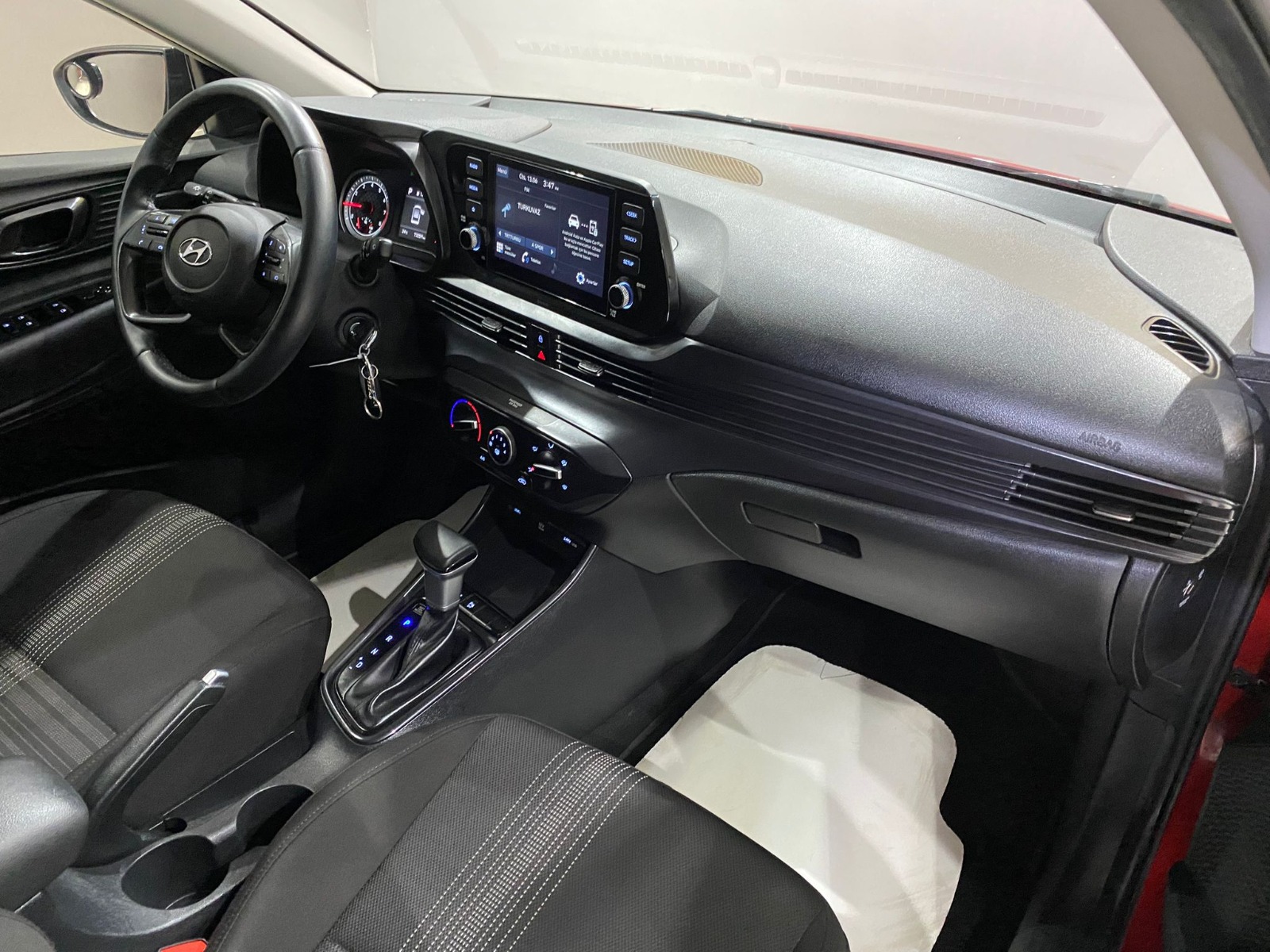 2020 Benzin Otomatik Hyundai i20 Kırmızı Gürel Tasarım Aksesuar Otomotiv San. Tic. Ltd. Şti.