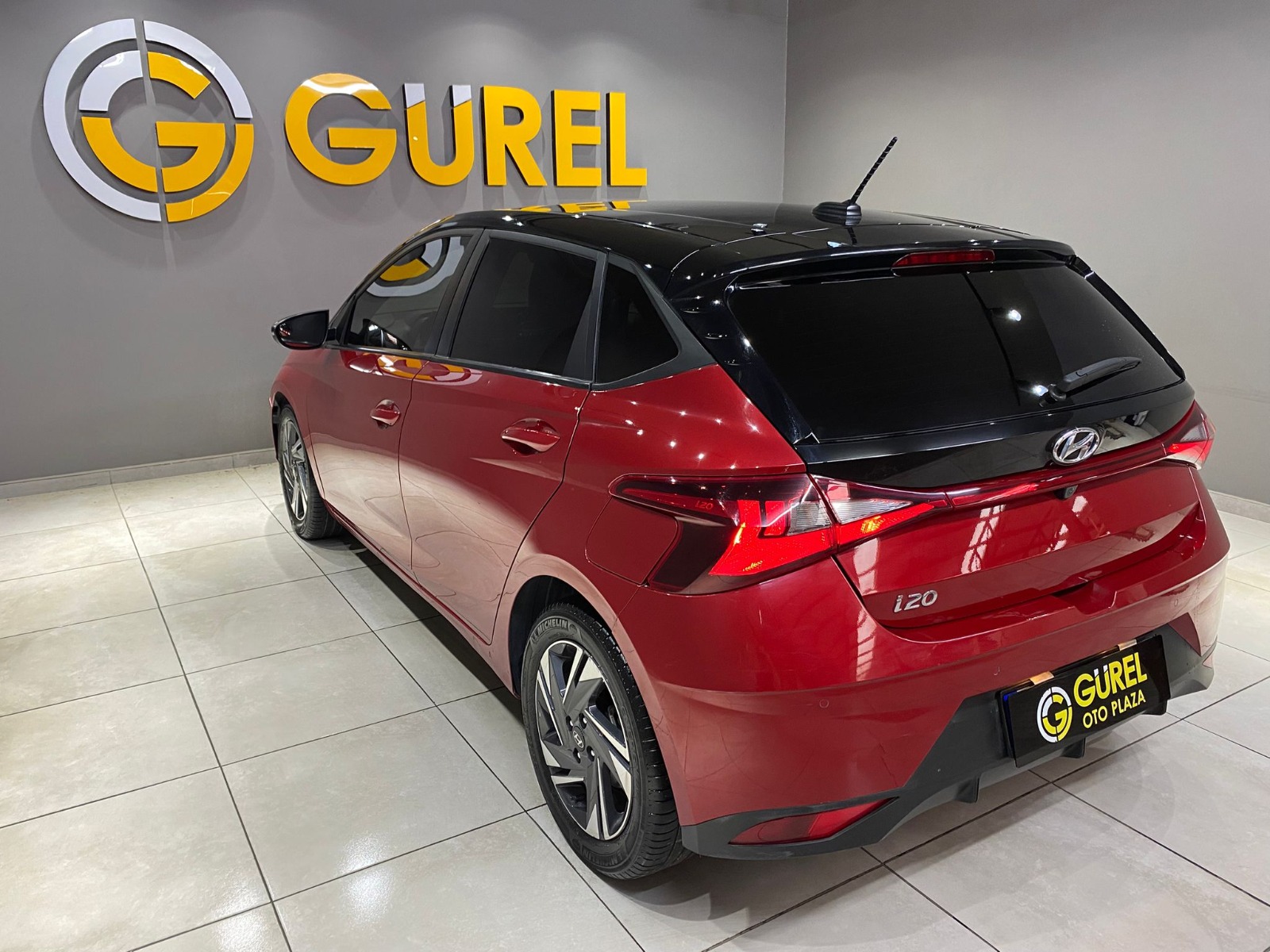 2020 Benzin Otomatik Hyundai i20 Kırmızı Gürel Tasarım Aksesuar Otomotiv San. Tic. Ltd. Şti.