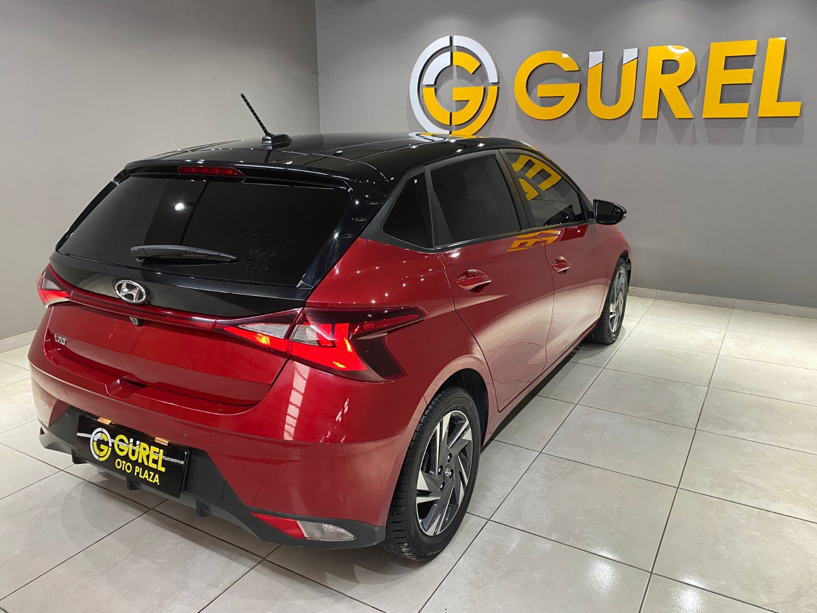 2020 Benzin Otomatik Hyundai i20 Kırmızı Gürel Tasarım Aksesuar Otomotiv San. Tic. Ltd. Şti.