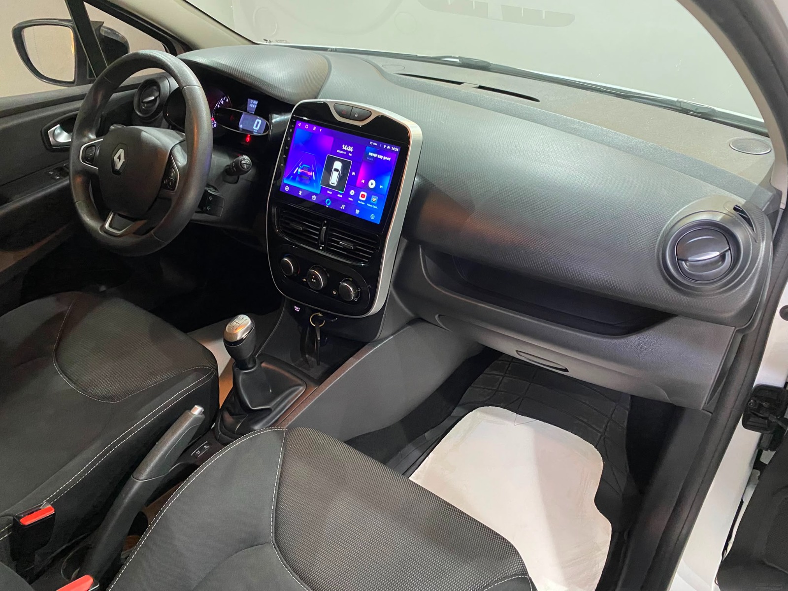 2020 Benzin Manuel Renault Clio Beyaz Gürel Tasarım Aksesuar Otomotiv San. Tic. Ltd. Şti.