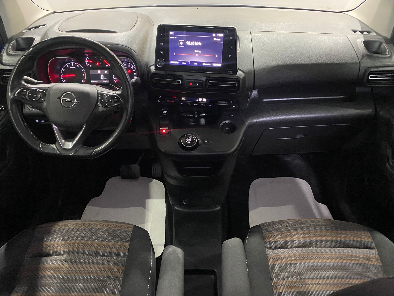 2022 Dizel Otomatik Opel Combo Lacivert Gürel Tasarım Aksesuar Otomotiv San. Tic. Ltd. Şti.