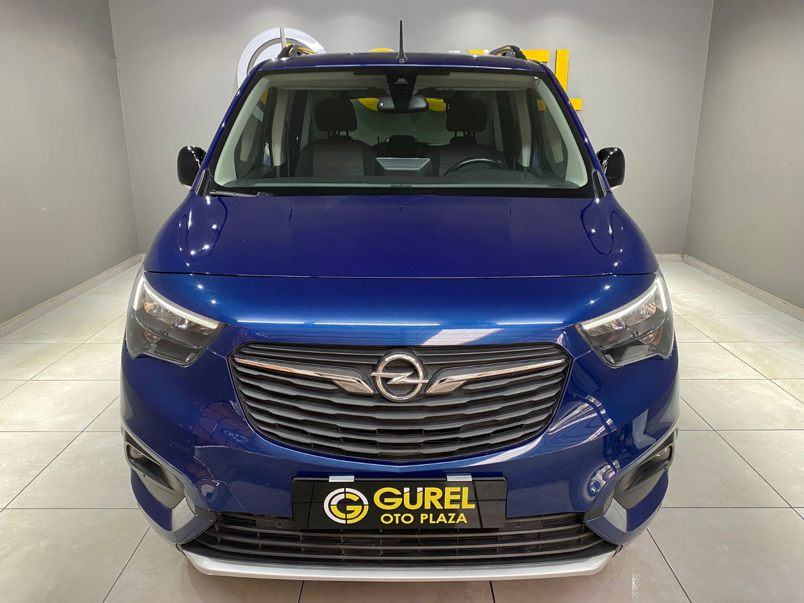 2022 Dizel Otomatik Opel Combo Lacivert Gürel Tasarım Aksesuar Otomotiv San. Tic. Ltd. Şti.