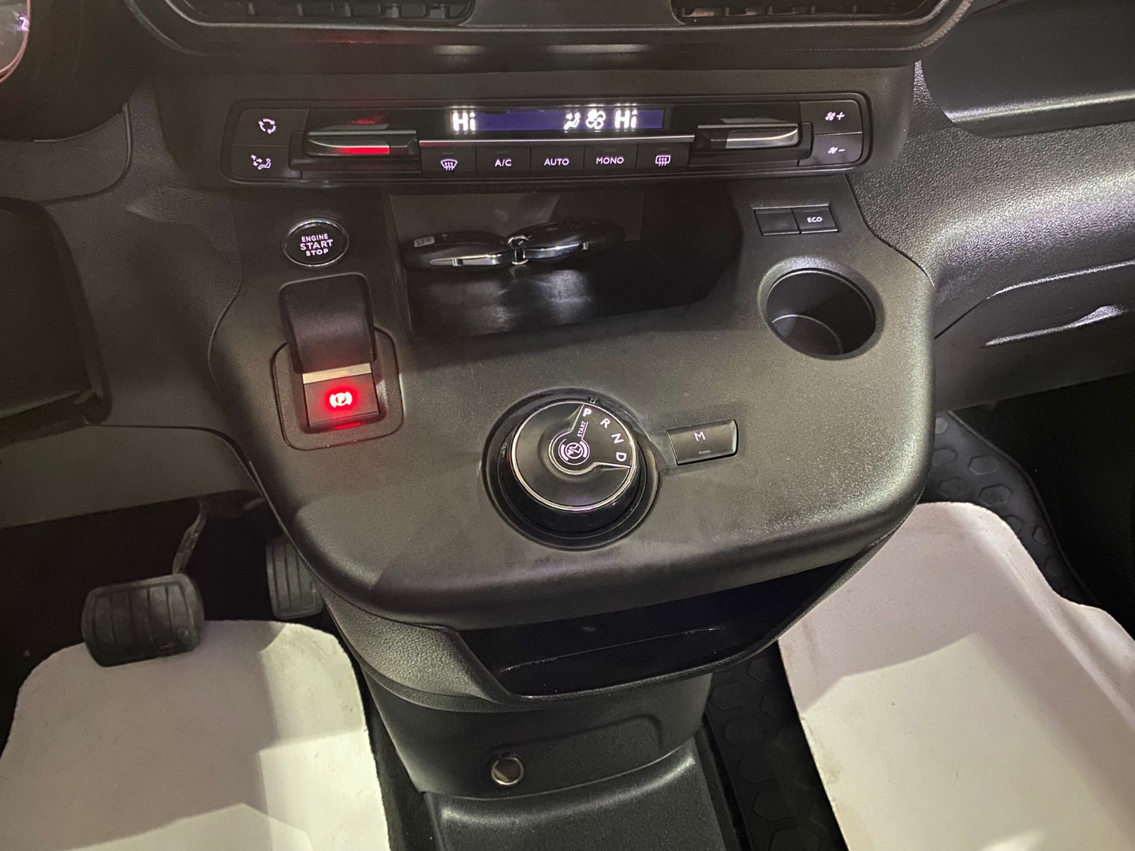 2022 Dizel Otomatik Opel Combo Lacivert Gürel Tasarım Aksesuar Otomotiv San. Tic. Ltd. Şti.