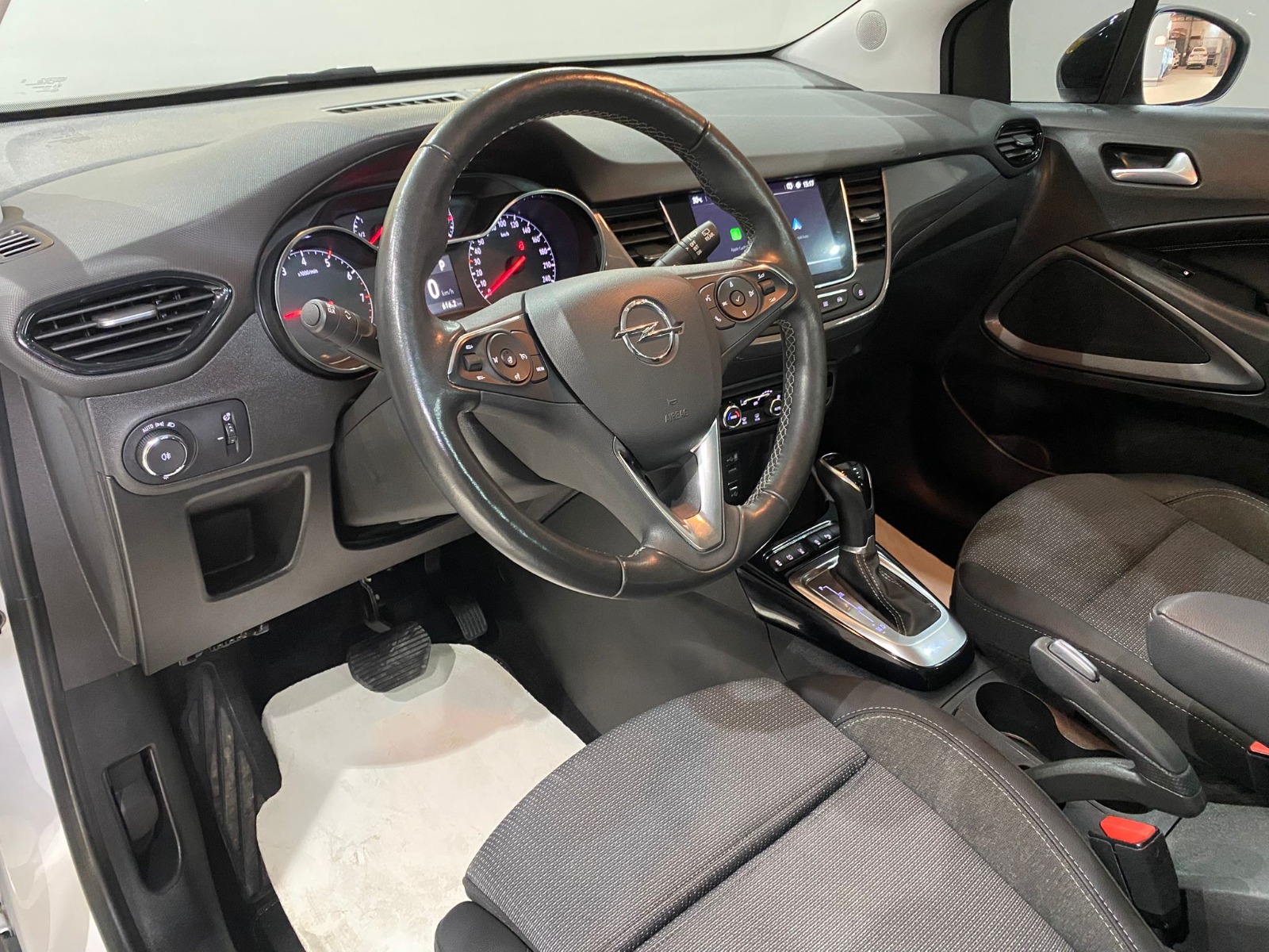 2023 Benzin Otomatik Opel Crossland Beyaz Gürel Tasarım Aksesuar Otomotiv San. Tic. Ltd. Şti.