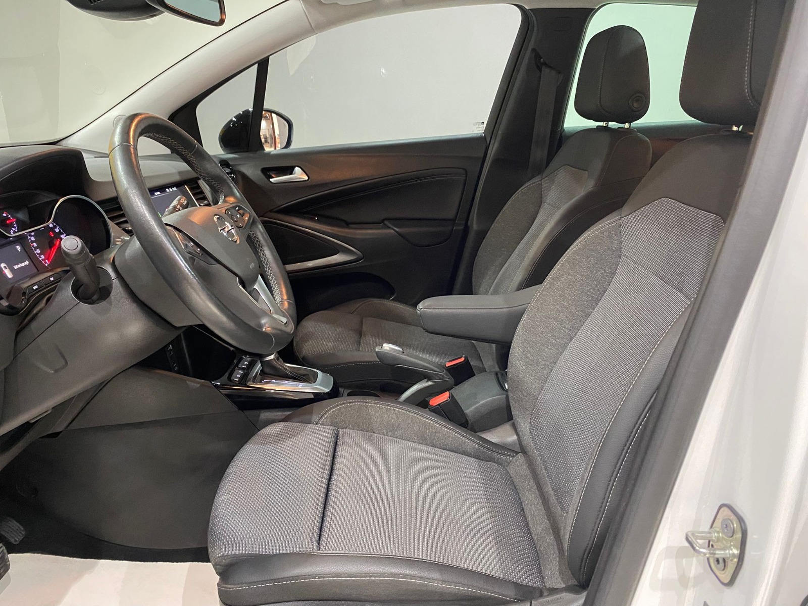 2023 Benzin Otomatik Opel Crossland Beyaz Gürel Tasarım Aksesuar Otomotiv San. Tic. Ltd. Şti.