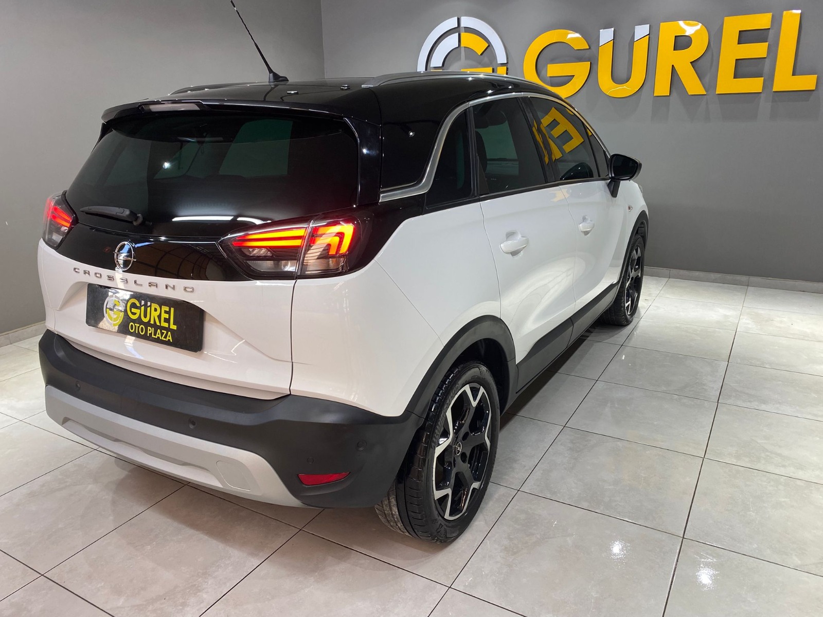 2023 Benzin Otomatik Opel Crossland Beyaz Gürel Tasarım Aksesuar Otomotiv San. Tic. Ltd. Şti.