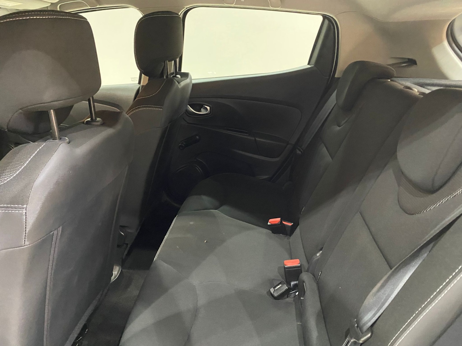 2020 Benzin Manuel Renault Clio Beyaz Gürel Tasarım Aksesuar Otomotiv San. Tic. Ltd. Şti.