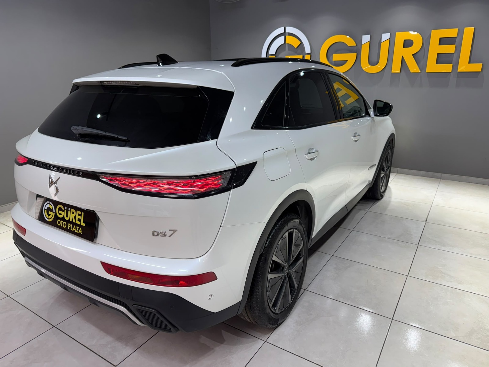 2023 Dizel Otomatik DS Automobiles DS 7 Crossback Beyaz Gürel Tasarım Aksesuar Otomotiv San. Tic. Ltd. Şti.