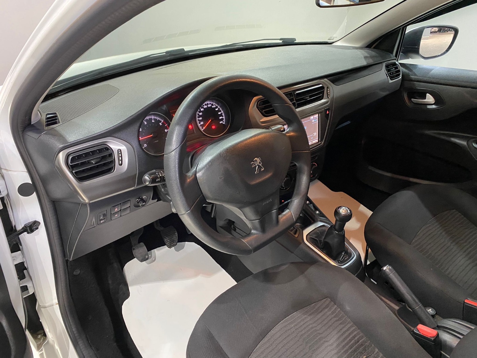 2019 Benzin Manuel Peugeot 301 Beyaz Gürel Tasarım Aksesuar Otomotiv San. Tic. Ltd. Şti.
