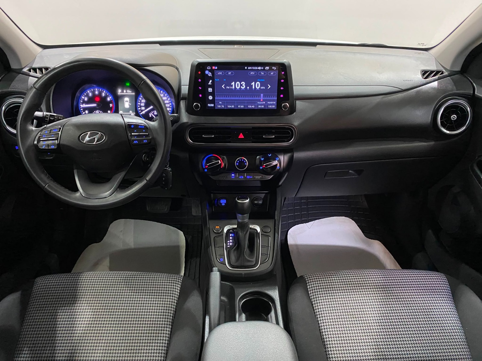 2021 Benzin Otomatik Hyundai Kona Beyaz Gürel Tasarım Aksesuar Otomotiv San. Tic. Ltd. Şti.