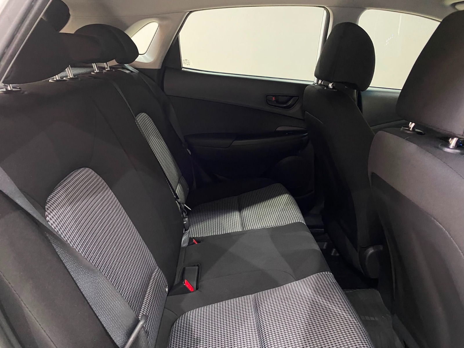 2021 Benzin Otomatik Hyundai Kona Beyaz Gürel Tasarım Aksesuar Otomotiv San. Tic. Ltd. Şti.