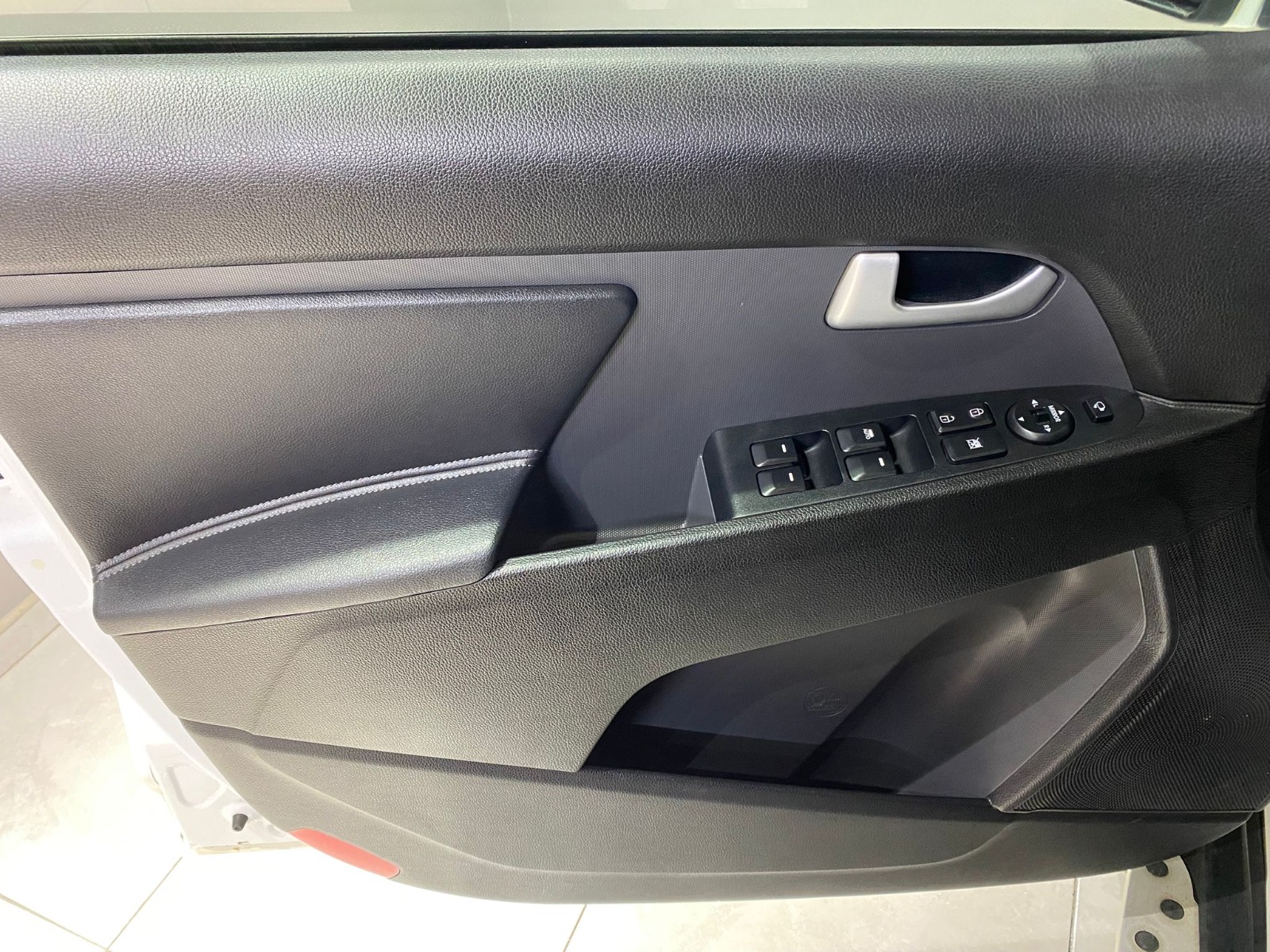 2015 Benzin Manuel Kia Sportage Beyaz Gürel Tasarım Aksesuar Otomotiv San. Tic. Ltd. Şti.