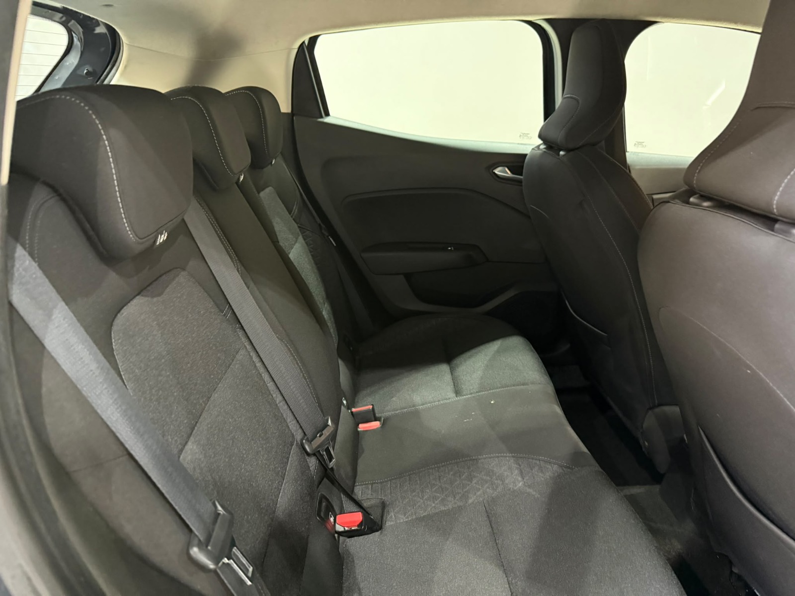 2020 Benzin Otomatik Renault Clio Gri Gürel Tasarım Aksesuar Otomotiv San. Tic. Ltd. Şti.