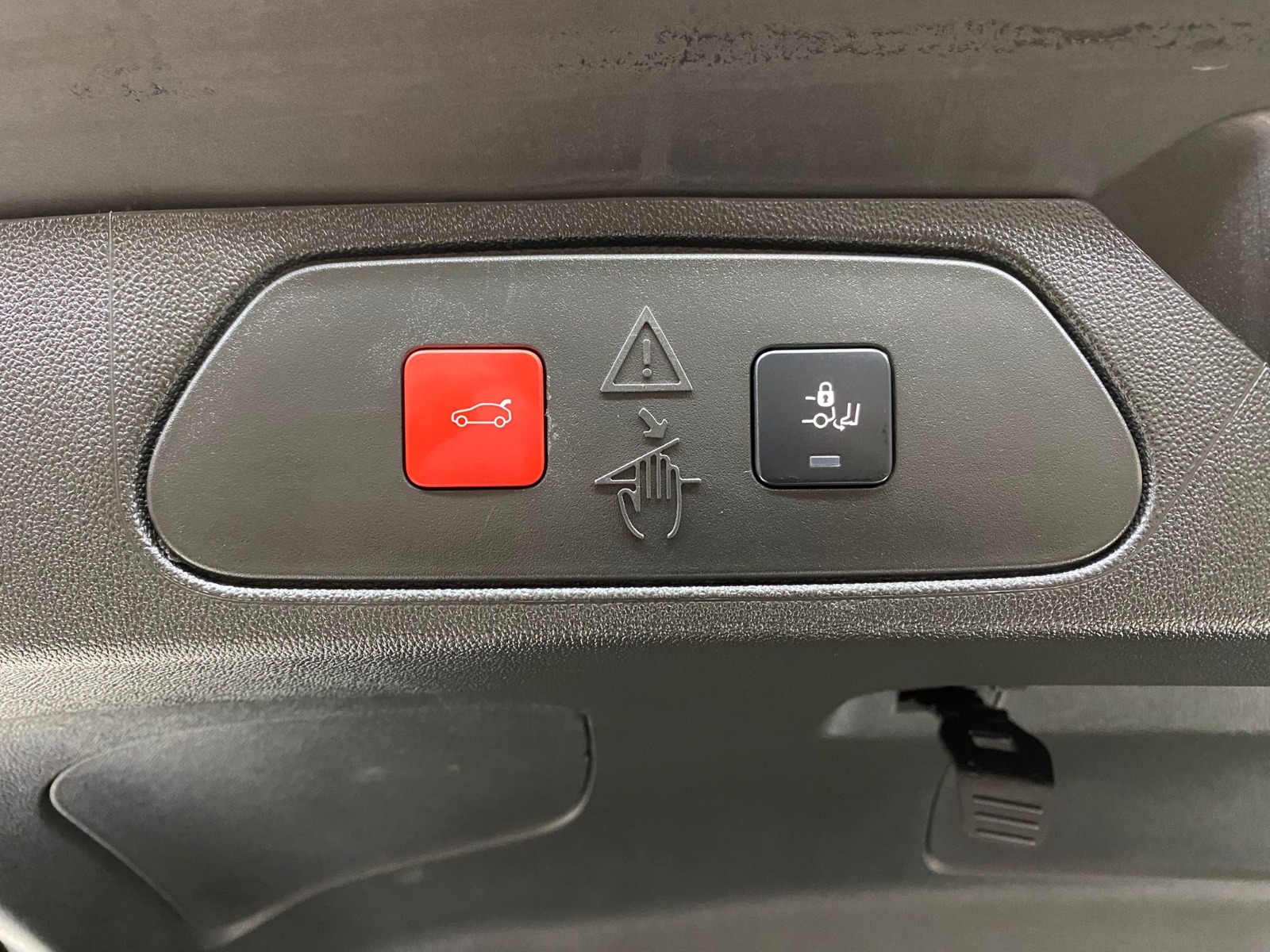 2024 Benzin Otomatik Opel Grandland Gri Gürel Tasarım Aksesuar Otomotiv San. Tic. Ltd. Şti.