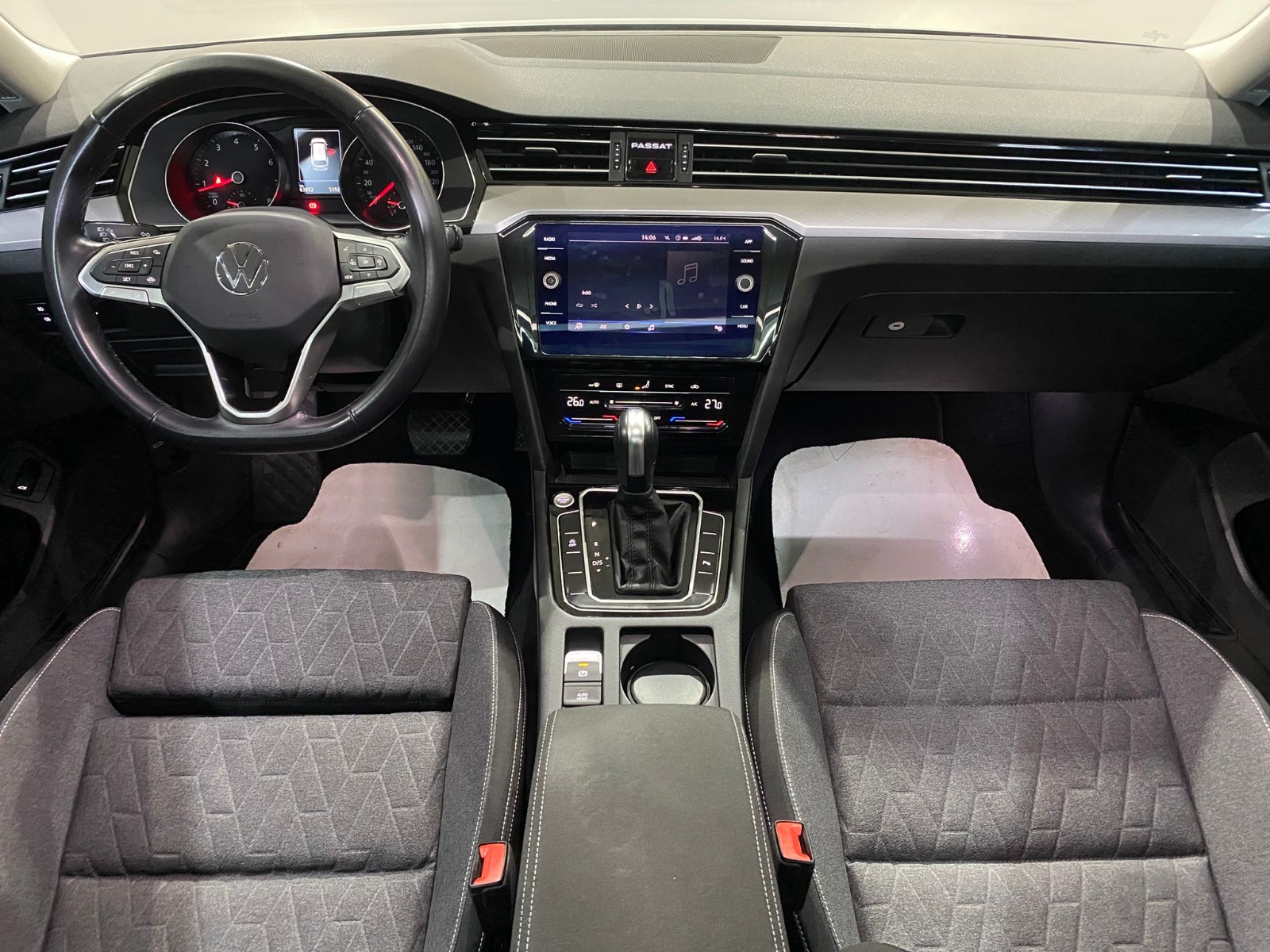 2023 Benzin Otomatik Volkswagen Passat Gri Gürel Tasarım Aksesuar Otomotiv San. Tic. Ltd. Şti.