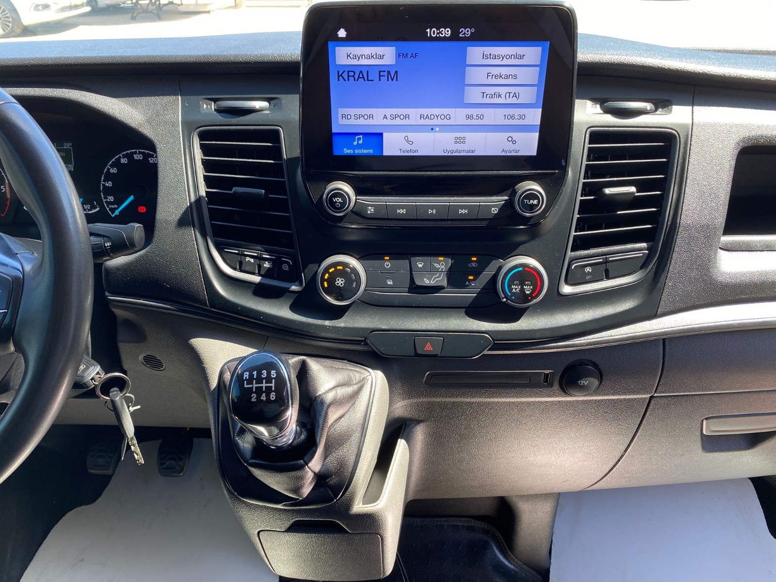 2023 Dizel Manuel Ford Transit Custom Siyah Gürel Tasarım Aksesuar Otomotiv San. Tic. Ltd. Şti.