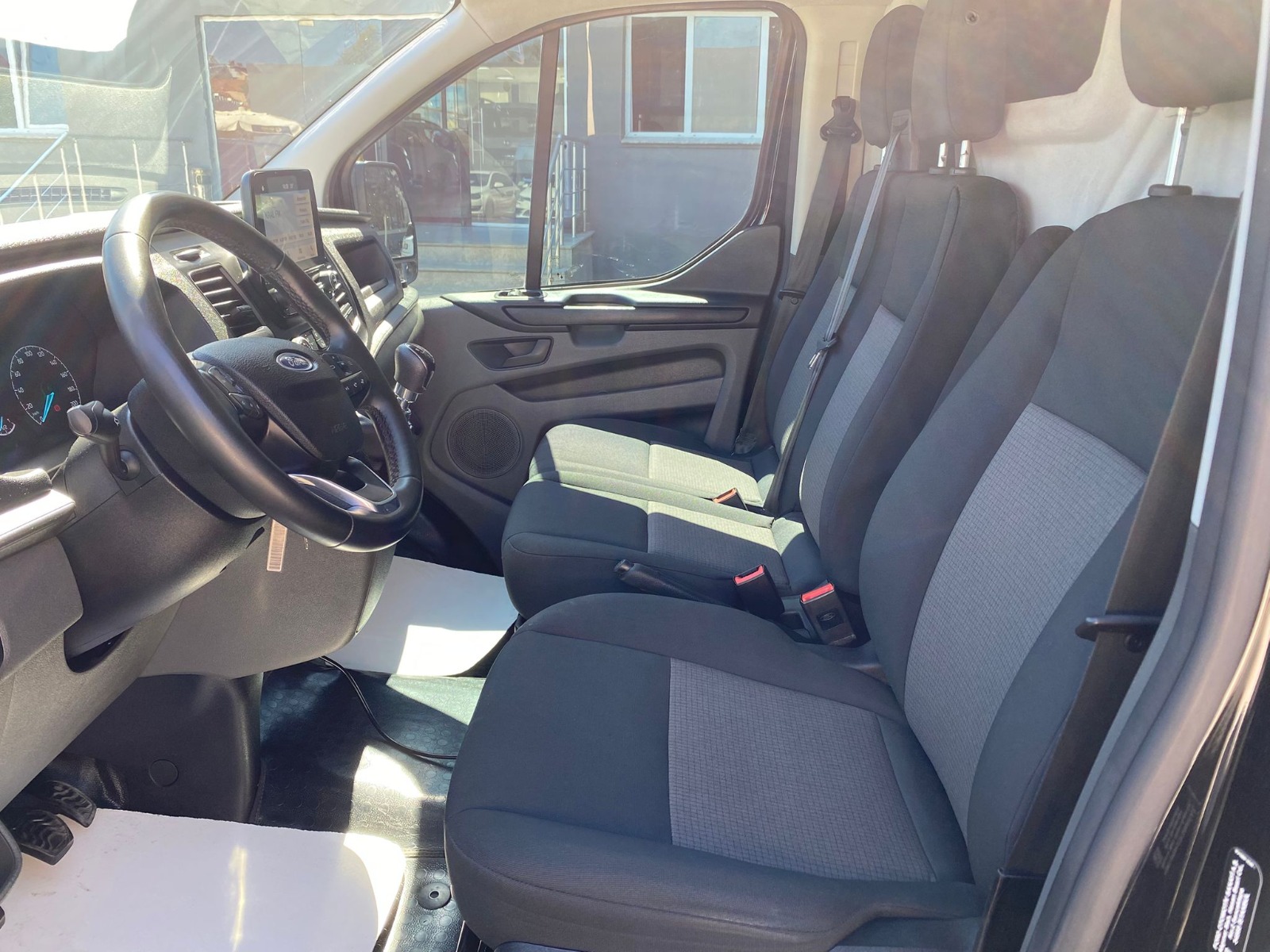 2023 Dizel Manuel Ford Transit Custom Siyah Gürel Tasarım Aksesuar Otomotiv San. Tic. Ltd. Şti.