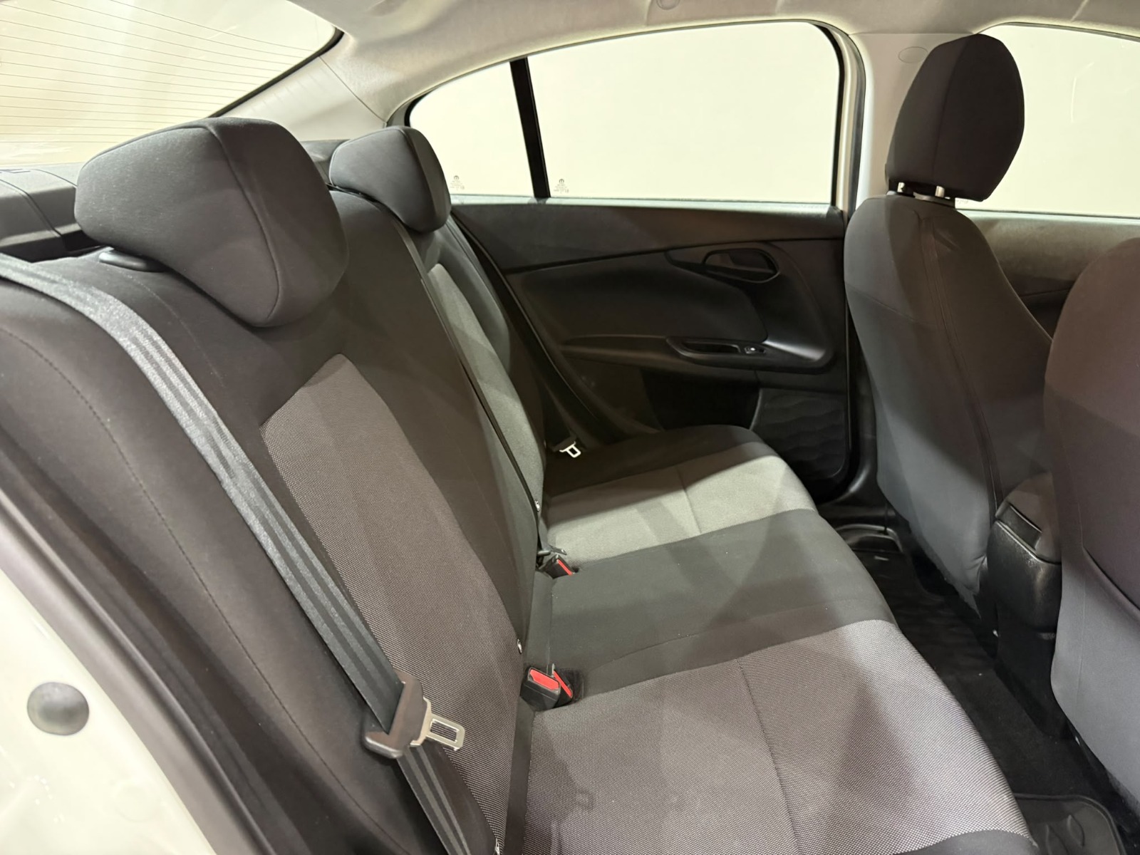 2025 Dizel Otomatik Fiat Egea Beyaz Gürel Tasarım Aksesuar Otomotiv San. Tic. Ltd. Şti.
