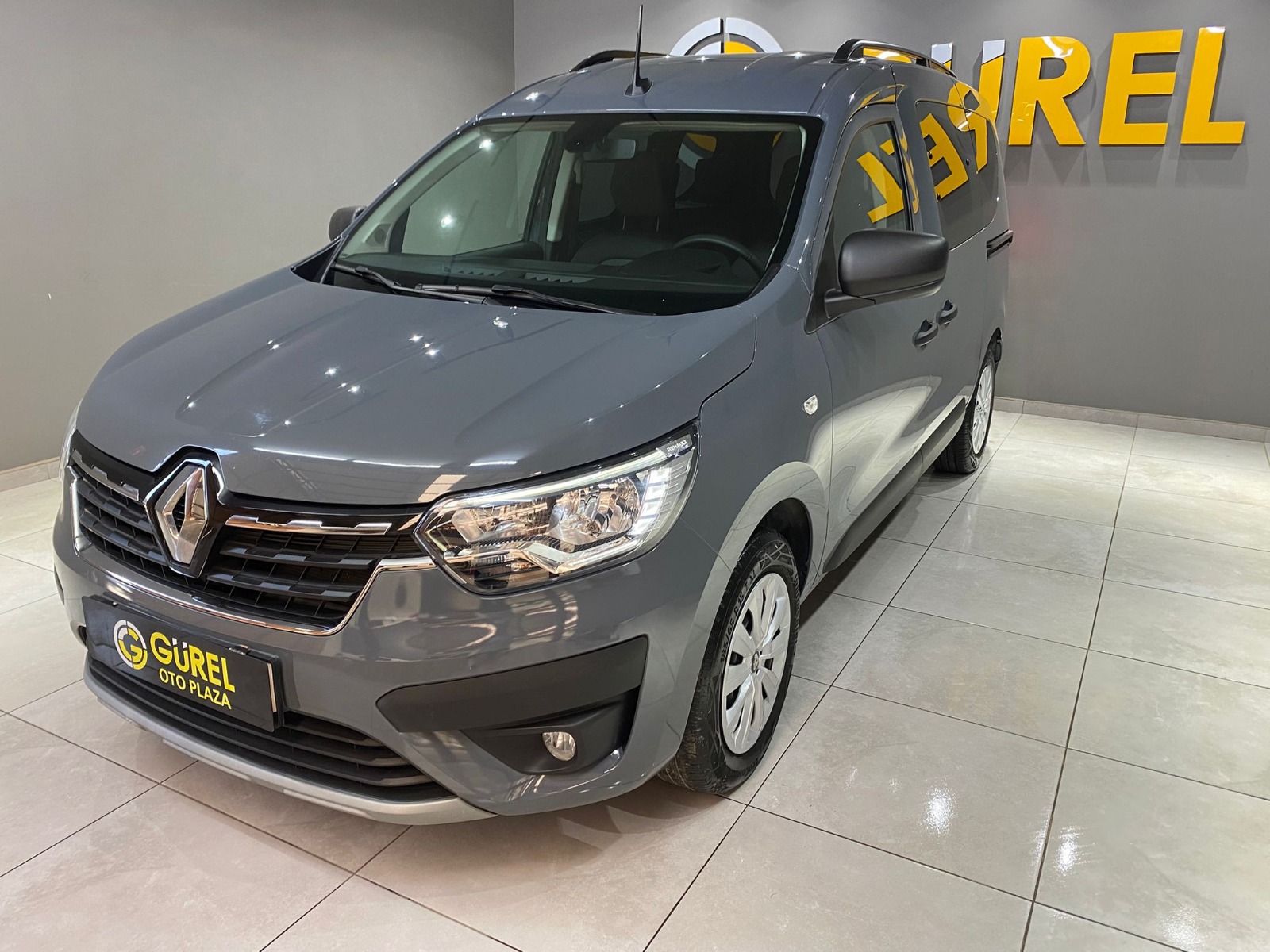 2024 Dizel Manuel Renault Express Gri Gürel Tasarım Aksesuar Otomotiv San. Tic. Ltd. Şti.