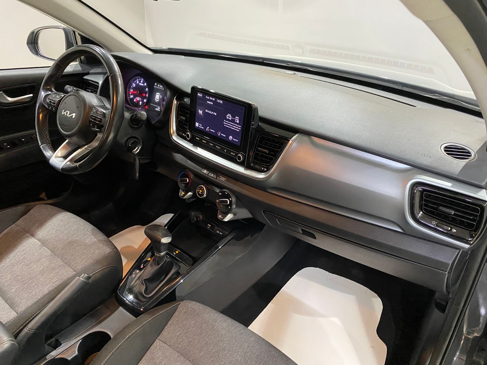 2023 Benzin Otomatik Kia Stonic Gri Gürel Tasarım Aksesuar Otomotiv San. Tic. Ltd. Şti.