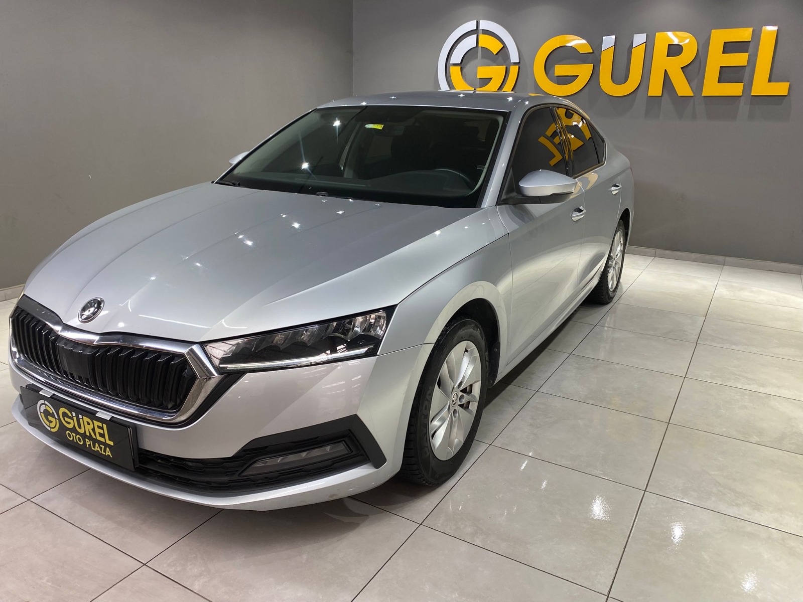 2022 MHEV Otomatik Skoda Octavia Gri Gürel Tasarım Aksesuar Otomotiv San. Tic. Ltd. Şti.