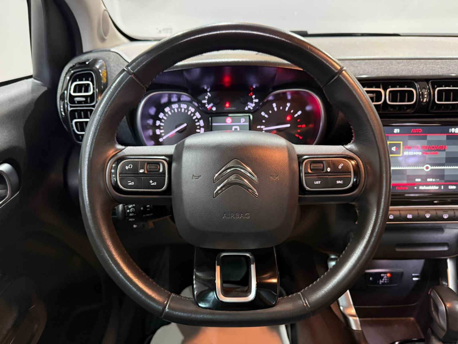 2022 Benzin Otomatik Citroen C3 AirCross Gri Gürel Tasarım Aksesuar Otomotiv San. Tic. Ltd. Şti.