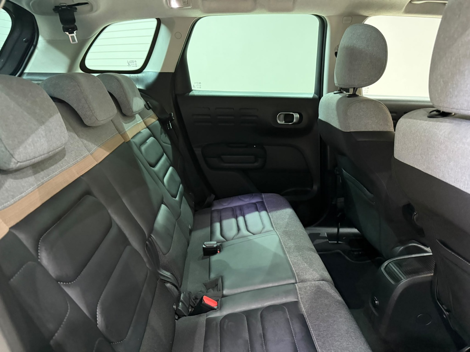 2022 Benzin Otomatik Citroen C3 AirCross Gri Gürel Tasarım Aksesuar Otomotiv San. Tic. Ltd. Şti.