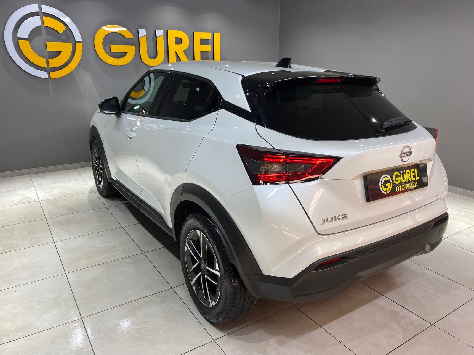 2024 Benzin Otomatik Nissan Juke Beyaz Gürel Tasarım Aksesuar Otomotiv San. Tic. Ltd. Şti.