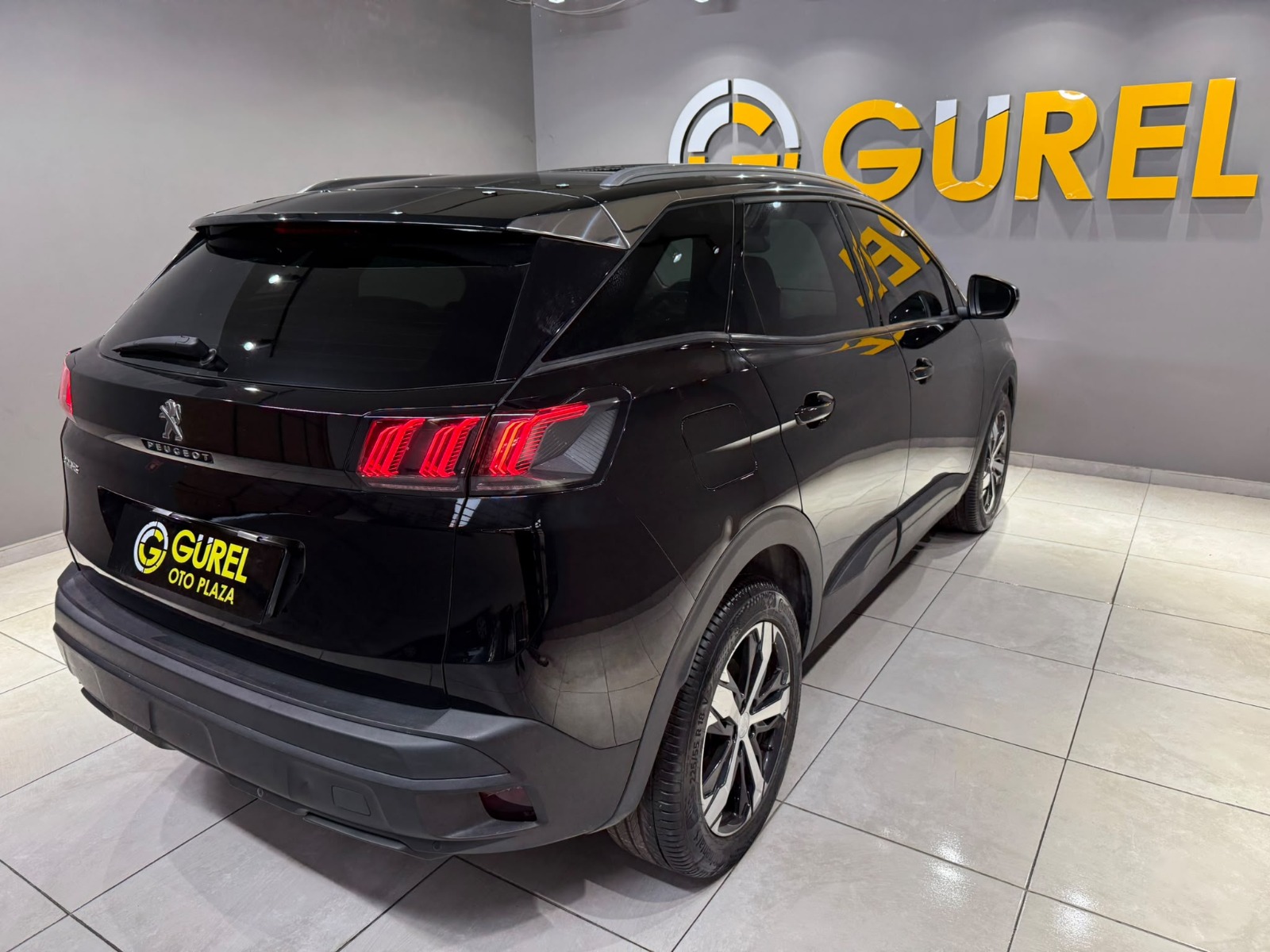 2022 Dizel Otomatik Peugeot 3008 Siyah Gürel Tasarım Aksesuar Otomotiv San. Tic. Ltd. Şti.