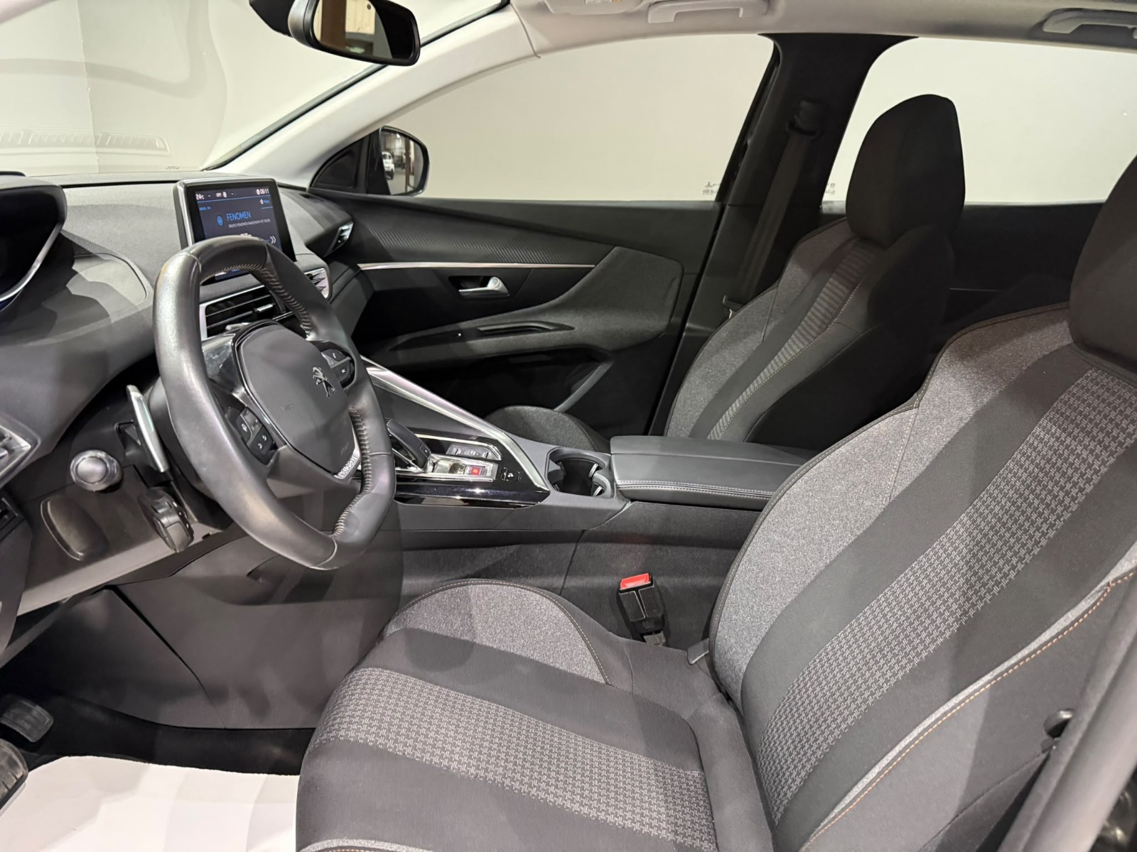 2022 Dizel Otomatik Peugeot 3008 Siyah Gürel Tasarım Aksesuar Otomotiv San. Tic. Ltd. Şti.