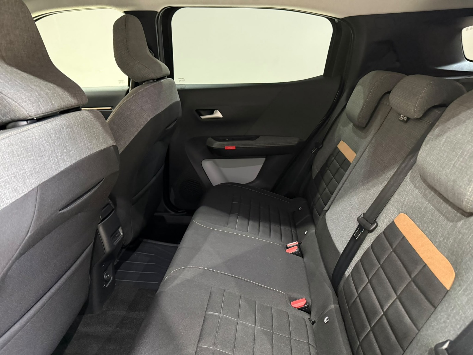 2026 Hybrid Otomatik Citroen C3 AirCross Yeşil Gürel Tasarım Aksesuar Otomotiv San. Tic. Ltd. Şti.