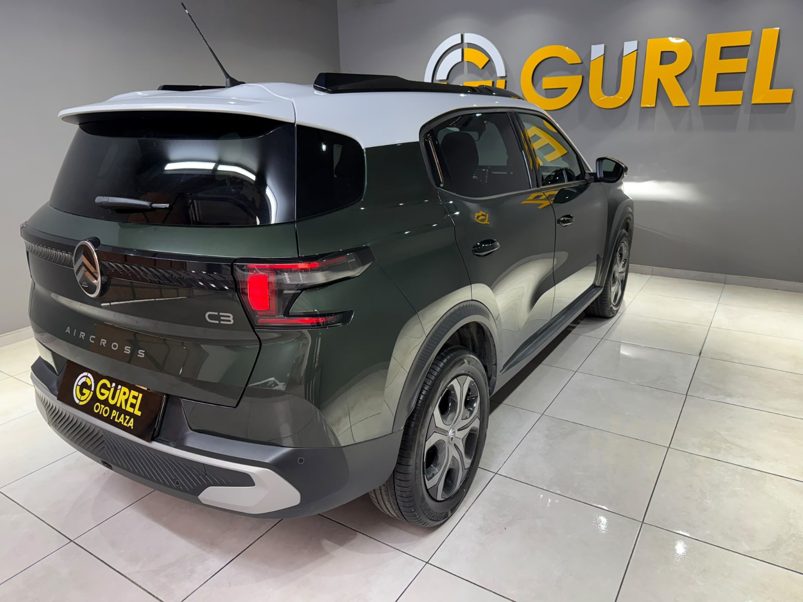 2026 Hybrid Otomatik Citroen C3 AirCross Yeşil Gürel Tasarım Aksesuar Otomotiv San. Tic. Ltd. Şti.