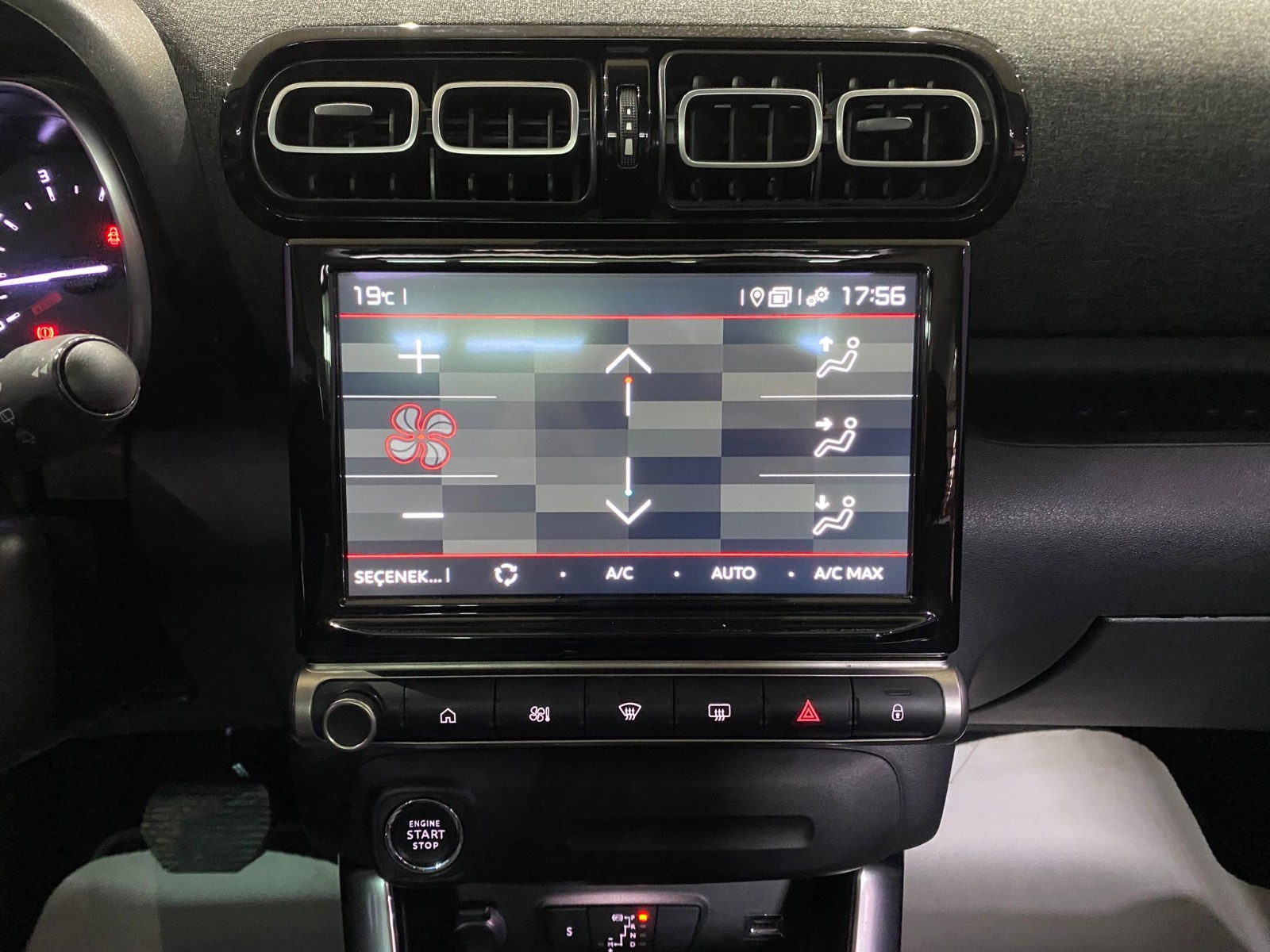 TaksitliOto.Net | 2.El Citroen C3 AirCross SUV 1.2 PureTech S&S Shine Çift Renk EAT6 | Otomatik & Benzin | Kırmızı | İzmir.2el 2023 Benzin Otomatik Citroen C3 AirCross Kırmızı Gürel Tasarım Aksesuar Otomotiv San. Tic. Ltd. Şti.