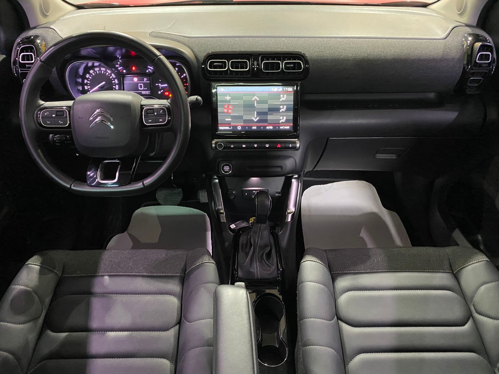 TaksitliOto.Net | 2.El Citroen C3 AirCross SUV 1.2 PureTech S&S Shine Çift Renk EAT6 | Otomatik & Benzin | Kırmızı | İzmir.2el 2023 Benzin Otomatik Citroen C3 AirCross Kırmızı Gürel Tasarım Aksesuar Otomotiv San. Tic. Ltd. Şti.