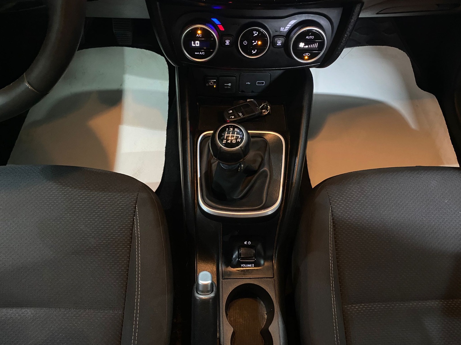 2021 Benzin + LPG Manuel Fiat Egea Beyaz Gürel Tasarım Aksesuar Otomotiv San. Tic. Ltd. Şti.