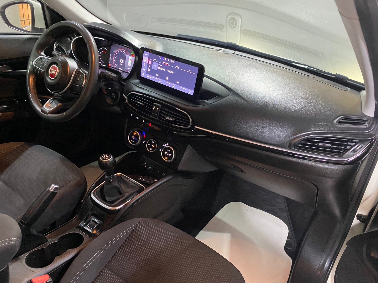 2021 Benzin + LPG Manuel Fiat Egea Beyaz Gürel Tasarım Aksesuar Otomotiv San. Tic. Ltd. Şti.