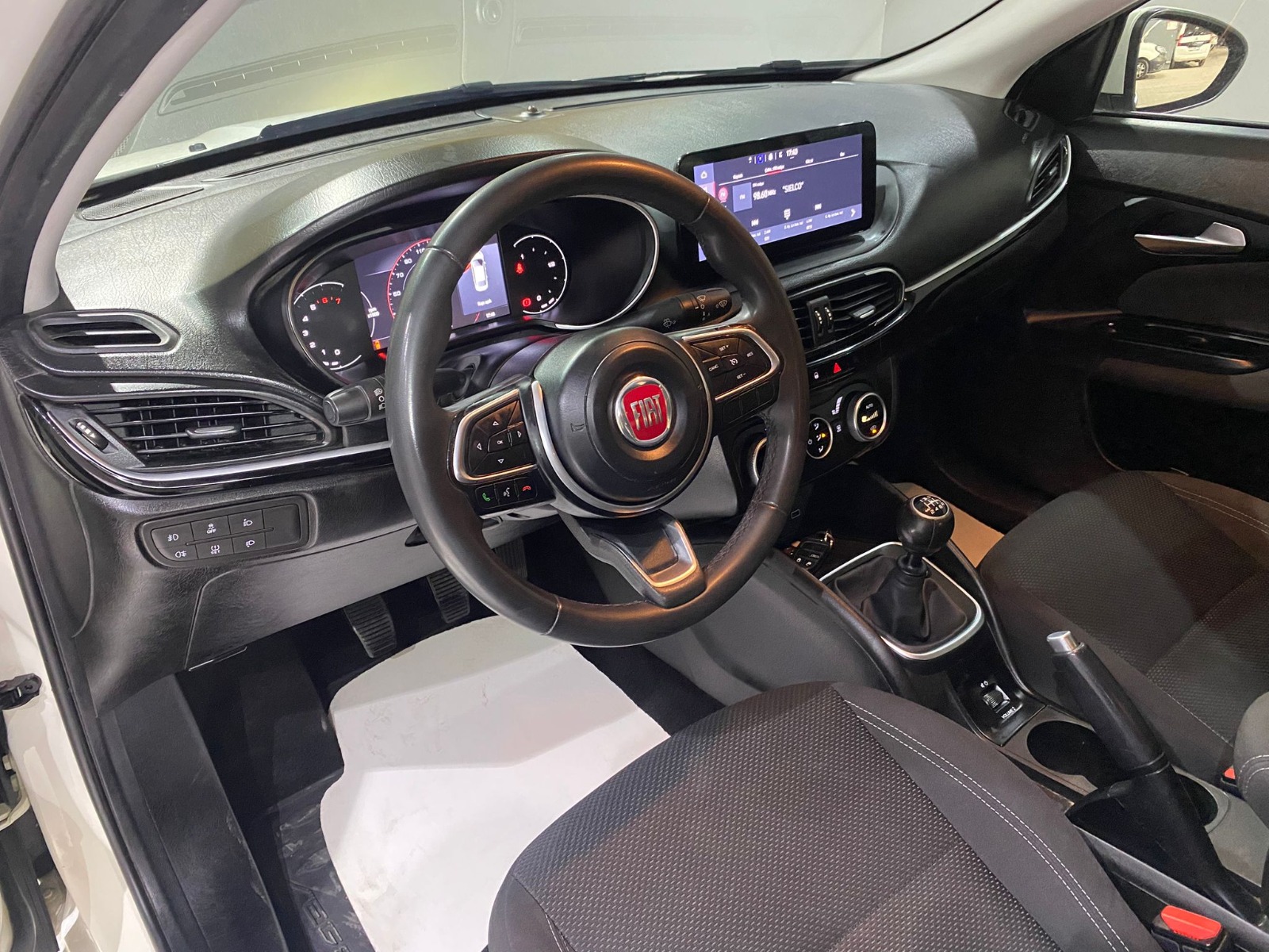 2021 Benzin + LPG Manuel Fiat Egea Beyaz Gürel Tasarım Aksesuar Otomotiv San. Tic. Ltd. Şti.