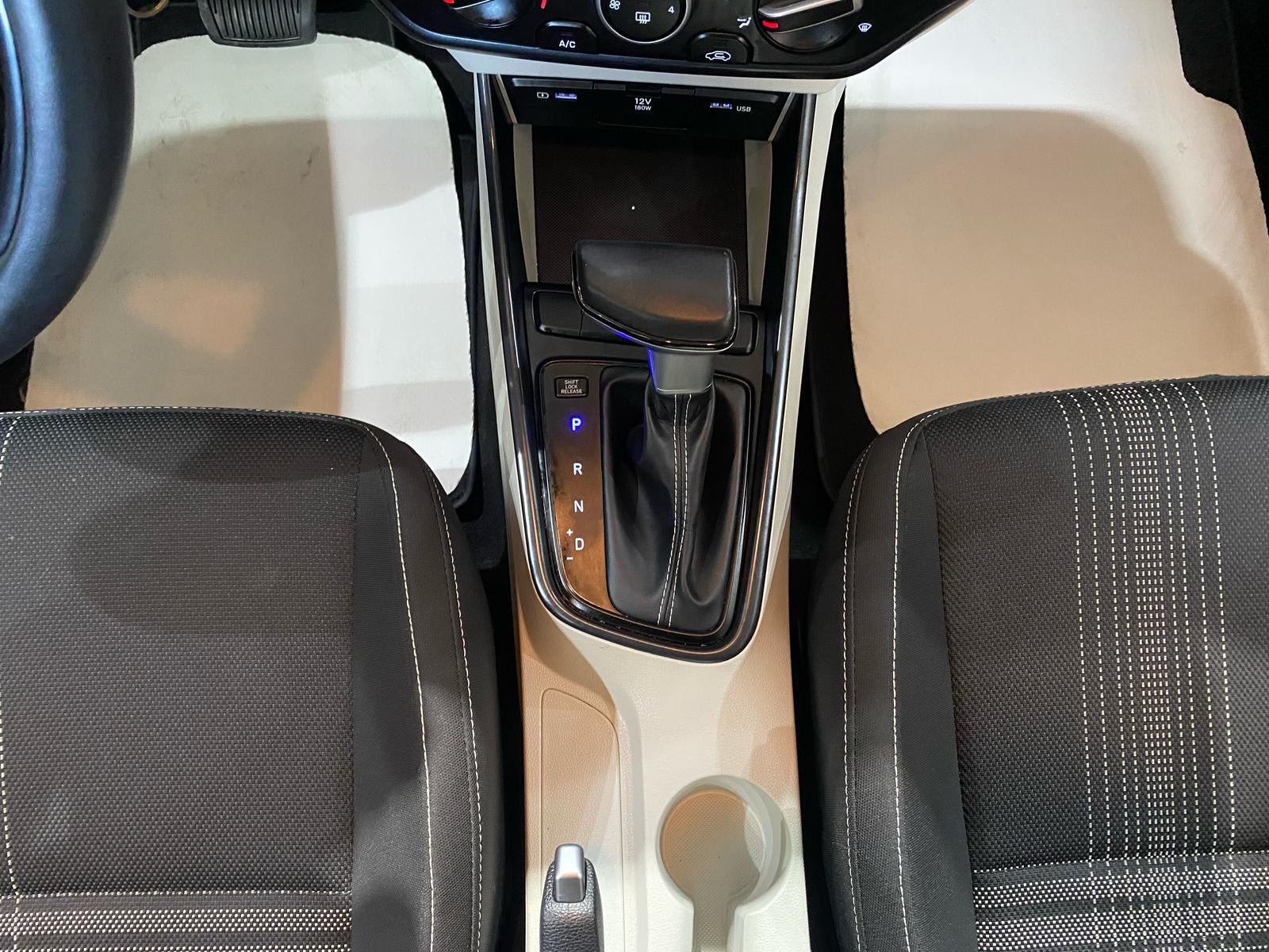2022 Benzin Otomatik Hyundai i20 Kırmızı Gürel Tasarım Aksesuar Otomotiv San. Tic. Ltd. Şti.