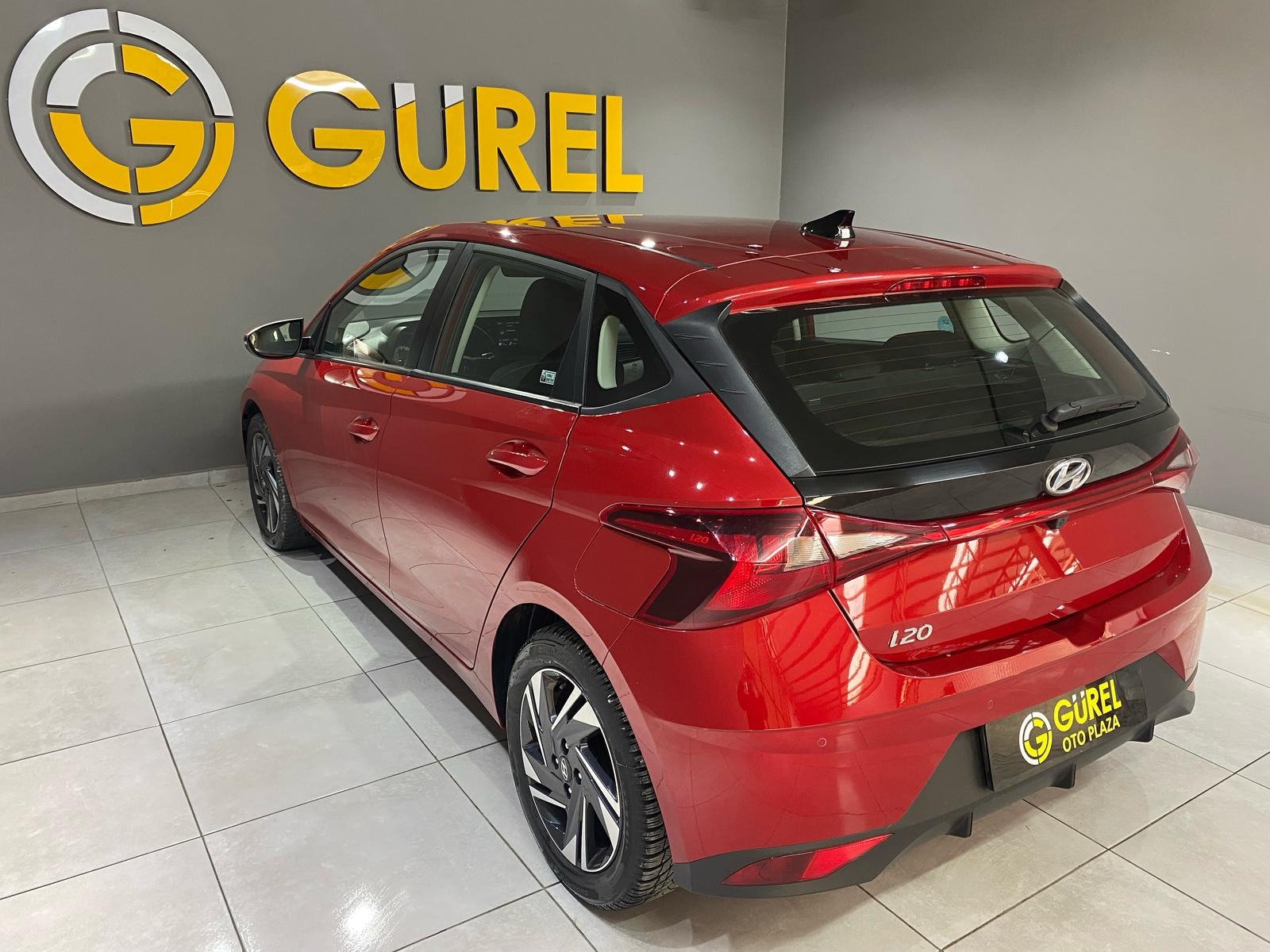 2022 Benzin Otomatik Hyundai i20 Kırmızı Gürel Tasarım Aksesuar Otomotiv San. Tic. Ltd. Şti.