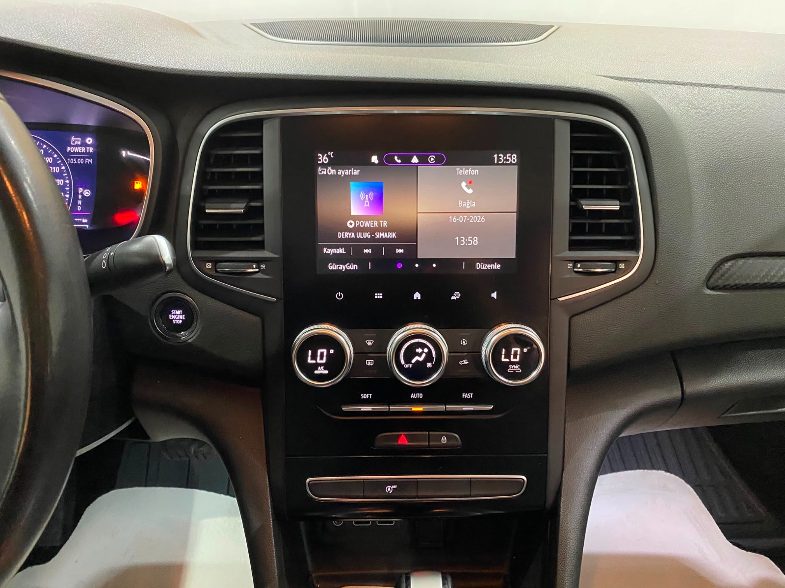 2023 Benzin Otomatik Renault Megane Beyaz Gürel Tasarım Aksesuar Otomotiv San. Tic. Ltd. Şti.