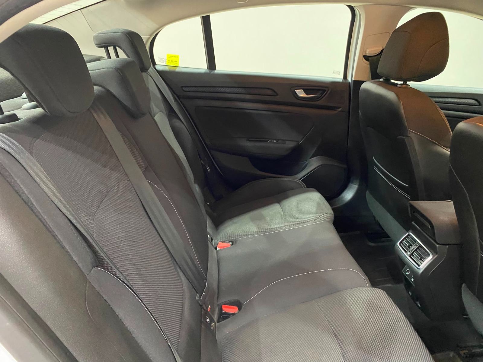 2023 Benzin Otomatik Renault Megane Beyaz Gürel Tasarım Aksesuar Otomotiv San. Tic. Ltd. Şti.